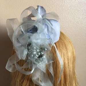 Delicate fascinator